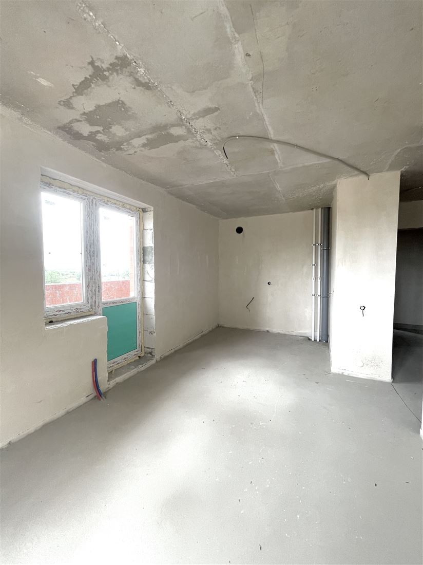 Купить --комнатную квартиру