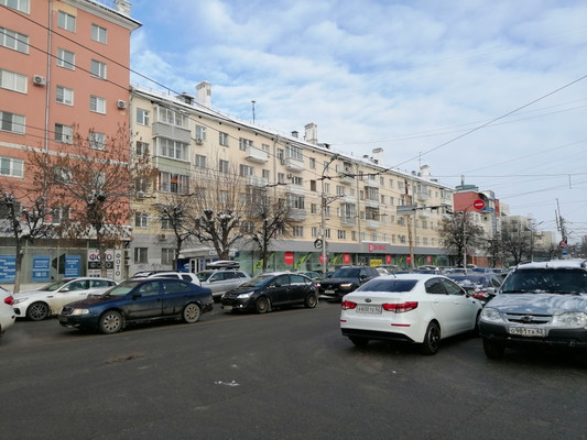 Снять  торговое помещение